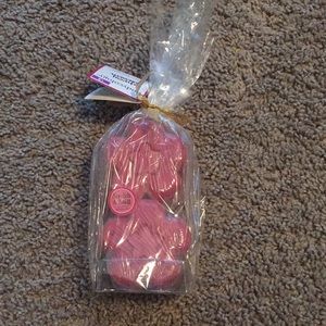 I am selling bath bombs,candle, and scented bar